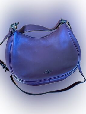 Coach Shoulder Bag in Burgundy Leather